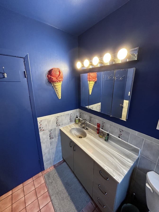 Stewart Innes's room