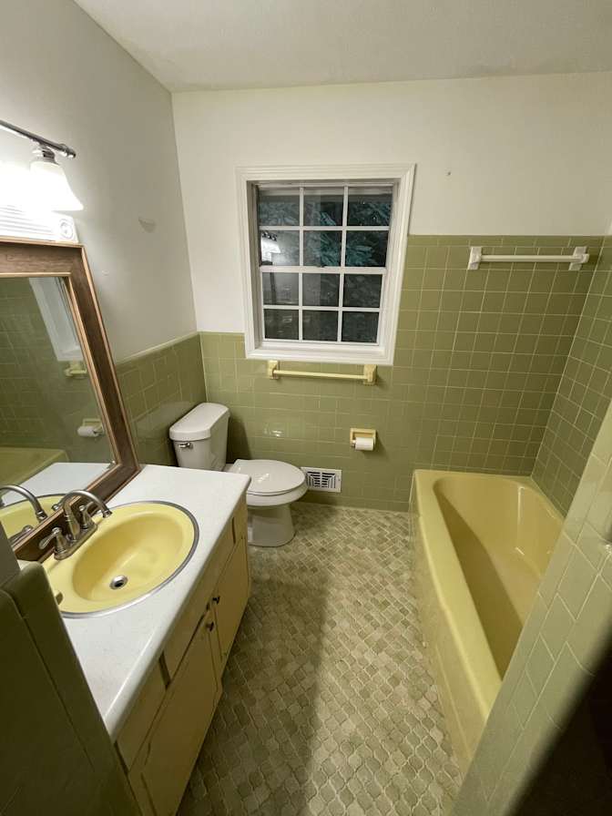 Private room to rent in share house Mount Vernon Ro...