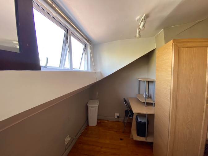 Photo of Luxurious Management Solutions's room