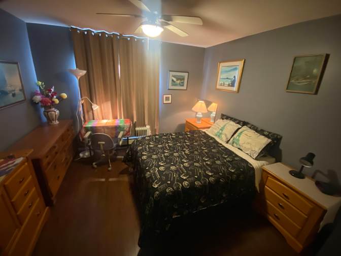 William  Lowe's room