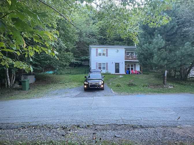 Photo of Taylor Snow's room