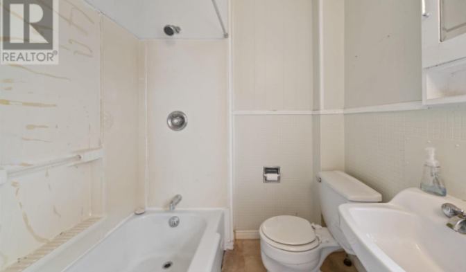 Danielle Morin's room