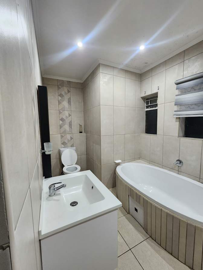 Photo of Mabandla Mpande's room