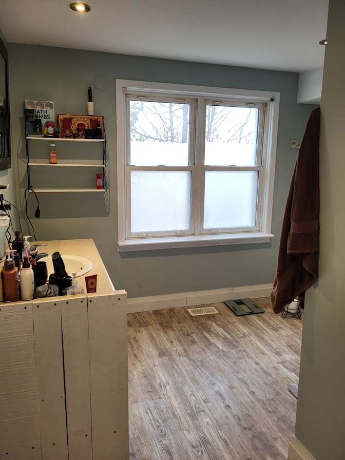 quinn hollohan's room