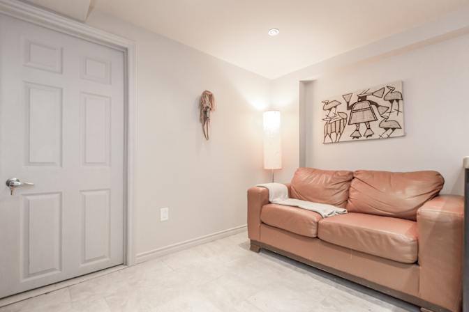 Photo of Okey's room