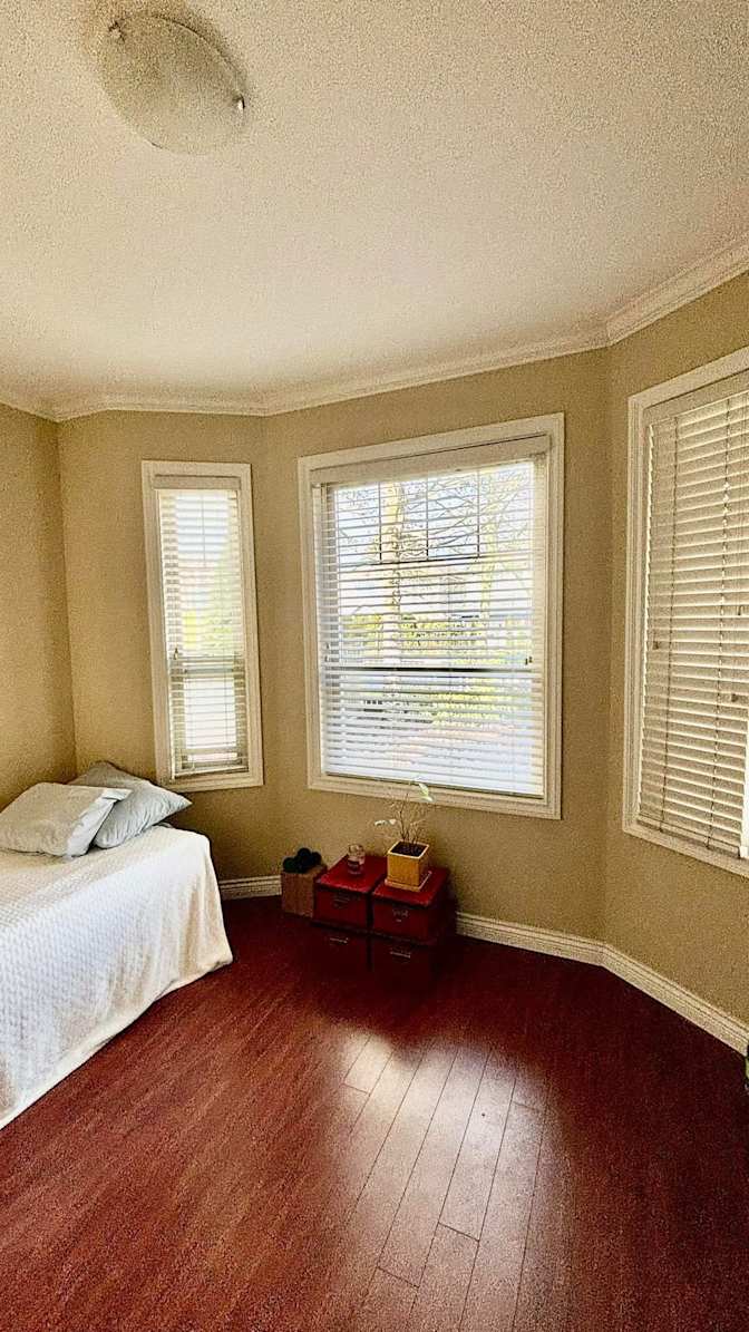 Photo of Zavique's room