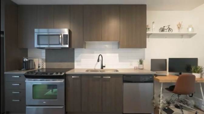 Photo of X-ray Boi's room