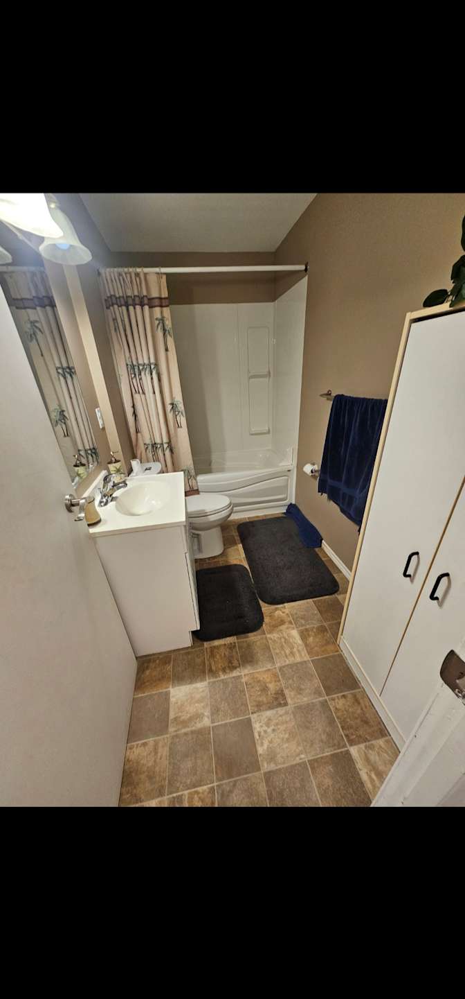 Photo of LINDA's room