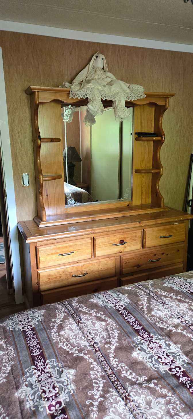 Photo of DIANNE BELLIVEAU's room