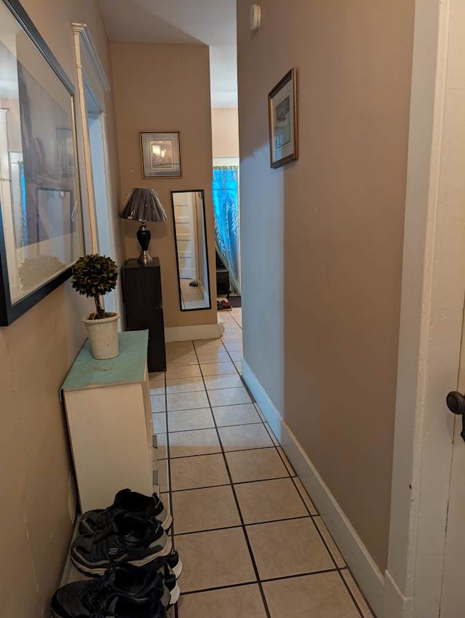 Photo of Yllor's room