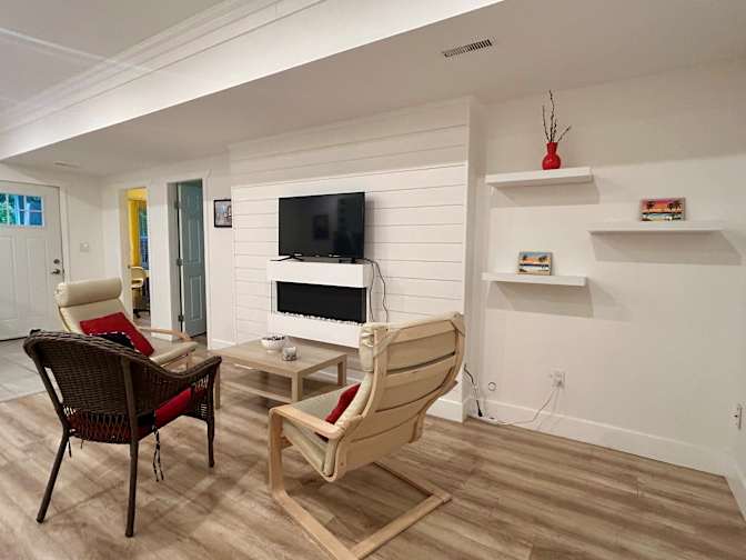 Photo of T G's room
