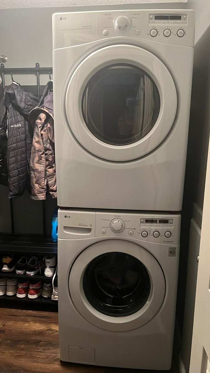 Photo of Emre Vatansever's room