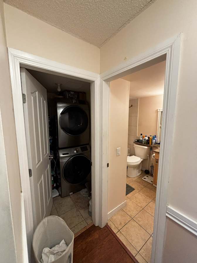 Photo of Zaki Khalfan's room