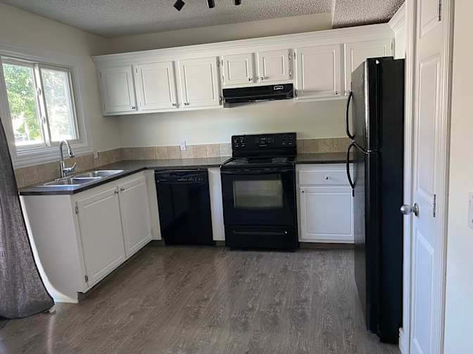 Photo of Cale Tamagi's room