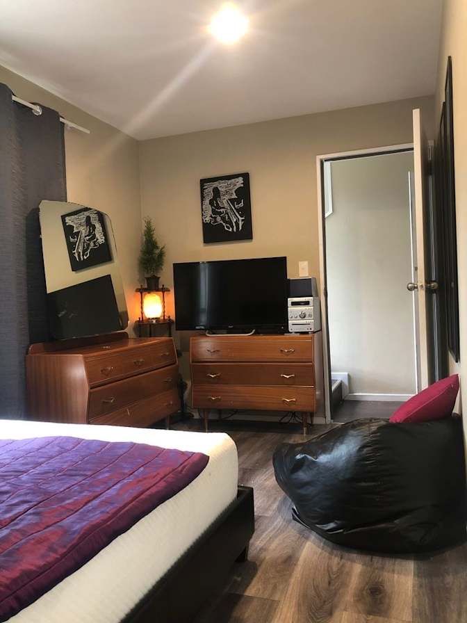 Photo of Carlos Sebastián's room