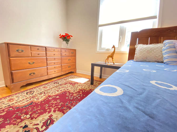 Toronto Rentals's room
