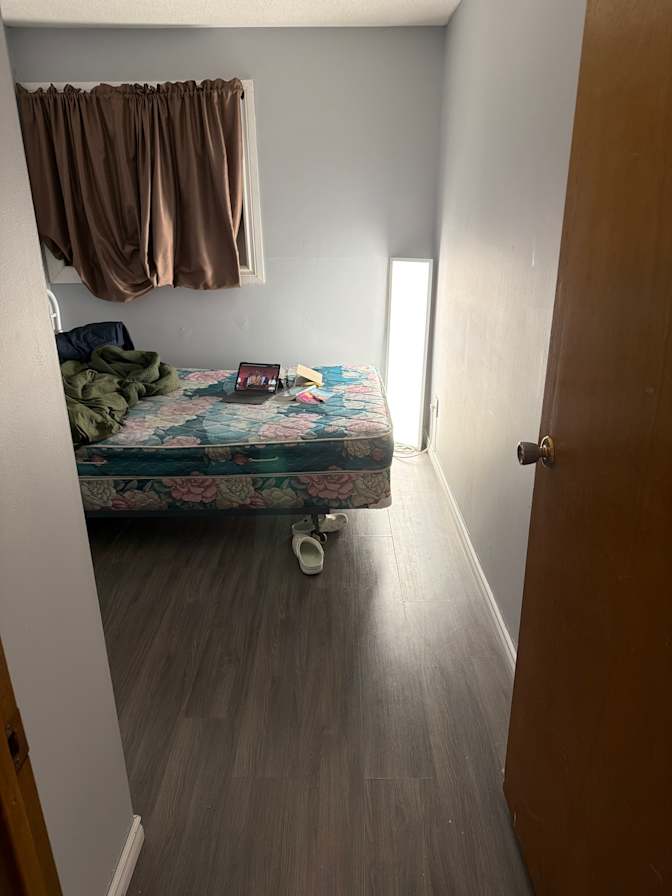 Alexandria Dibia's room