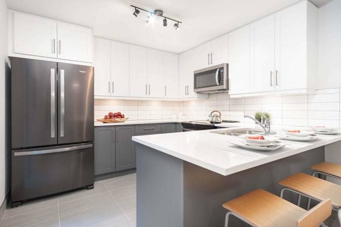 Kimia Esmaili's room