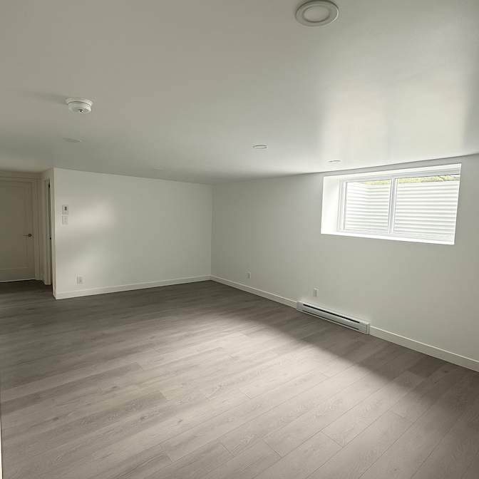 Ben Bertrand Sangano U's room