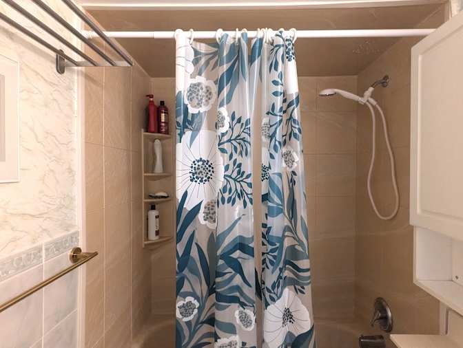 Furnished Room's room