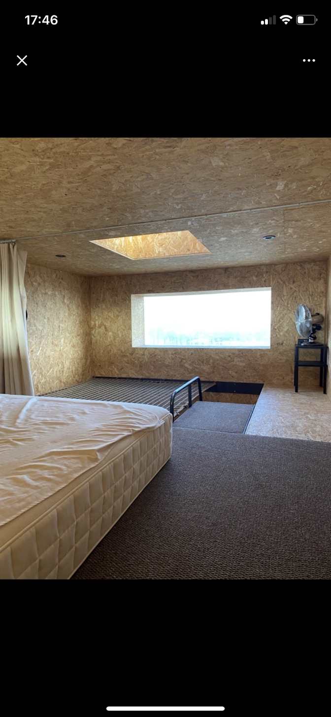 Photo of Alice's room