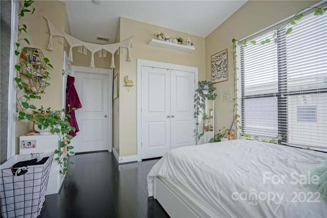Photo of Alcove Rooms's room