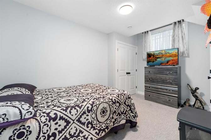 Meng Qiong Huang's room