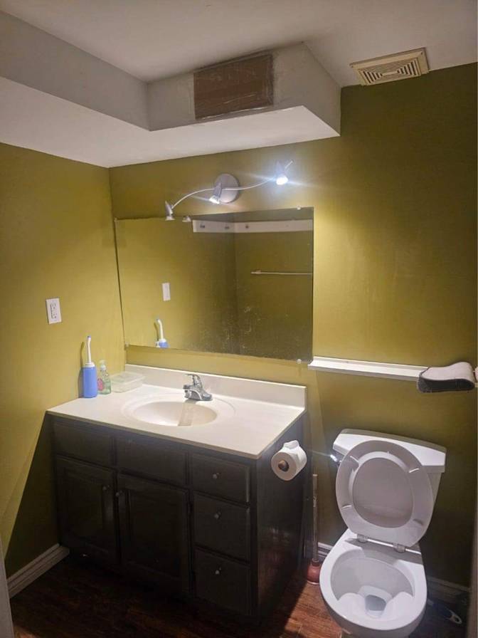 Nilanjan Saha's room