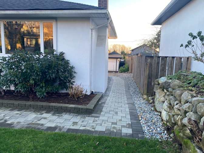 Oksana Friesen's room