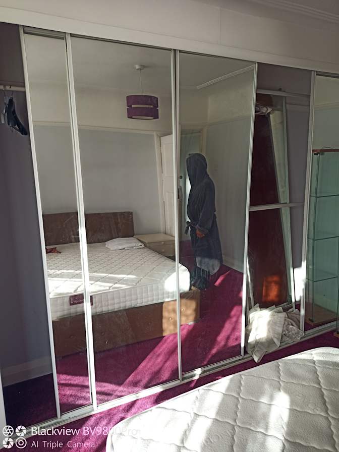 Photo of Kelvin's room