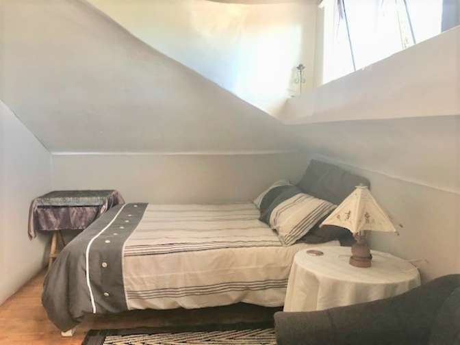 Photo of Jos Milne's room