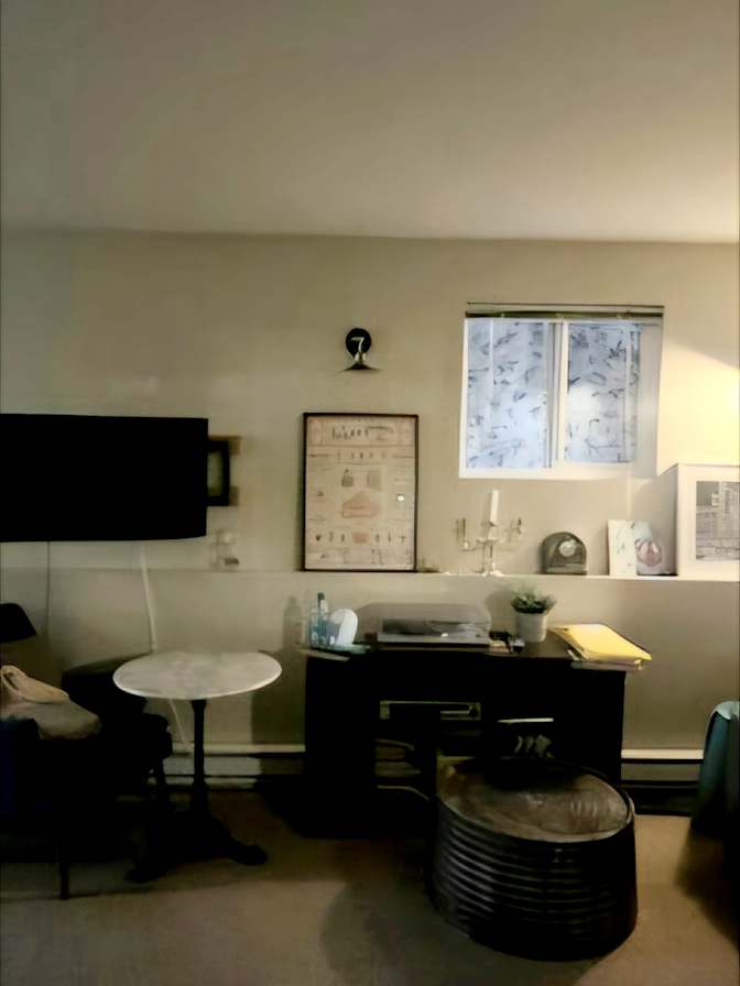 Prince Albert Street's room