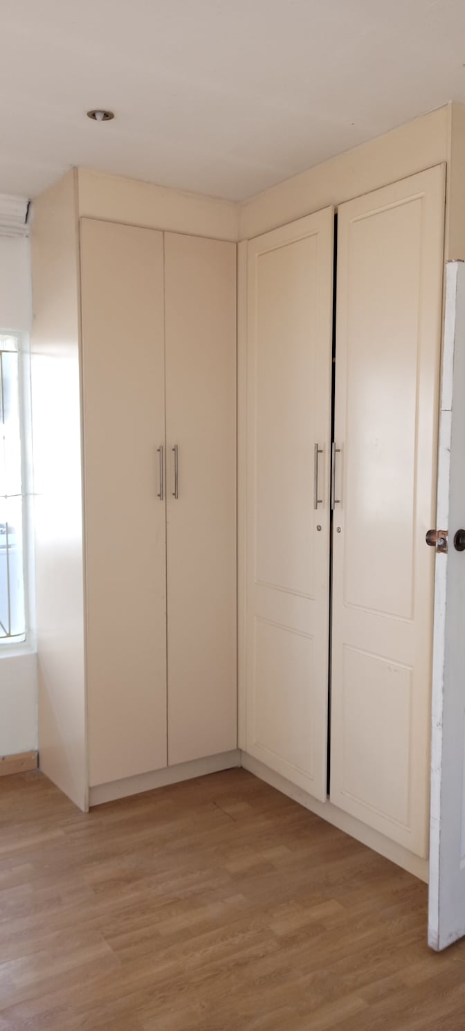 Photo of NEMULALO SOLOMON's room
