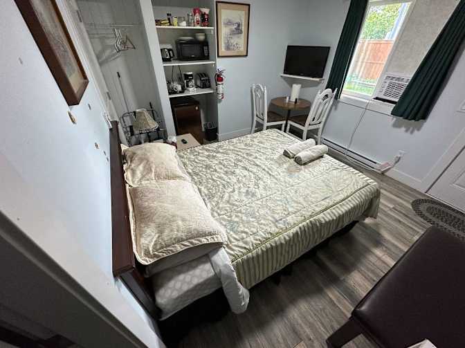 Photo of Anita's room