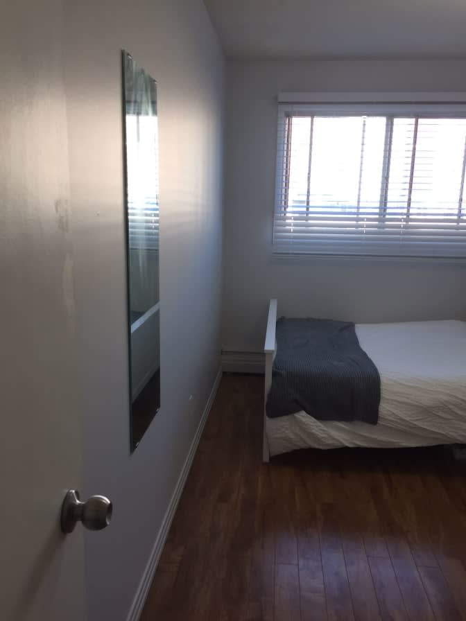 Photo of The Roommates's room