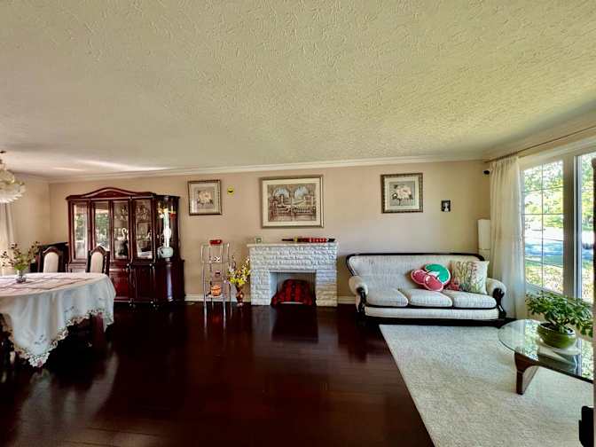 Photo of Linh's room