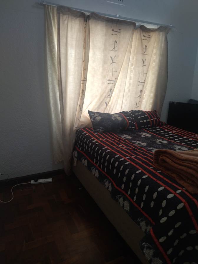 Photo of Arny's room
