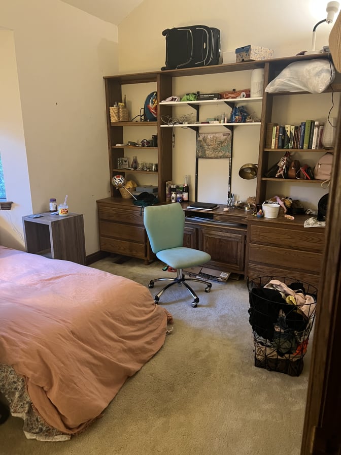 Photo of Taryn's room