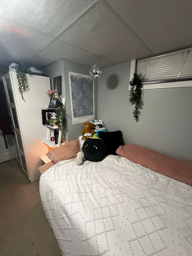 Photo of Serah's room