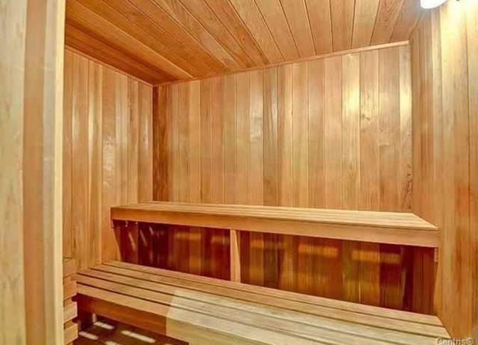 Guy Ben-Shoshan's room