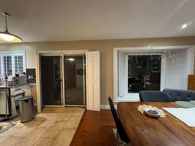 Flauta, Pamela's room