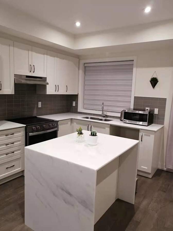 Tolobi Rental's room