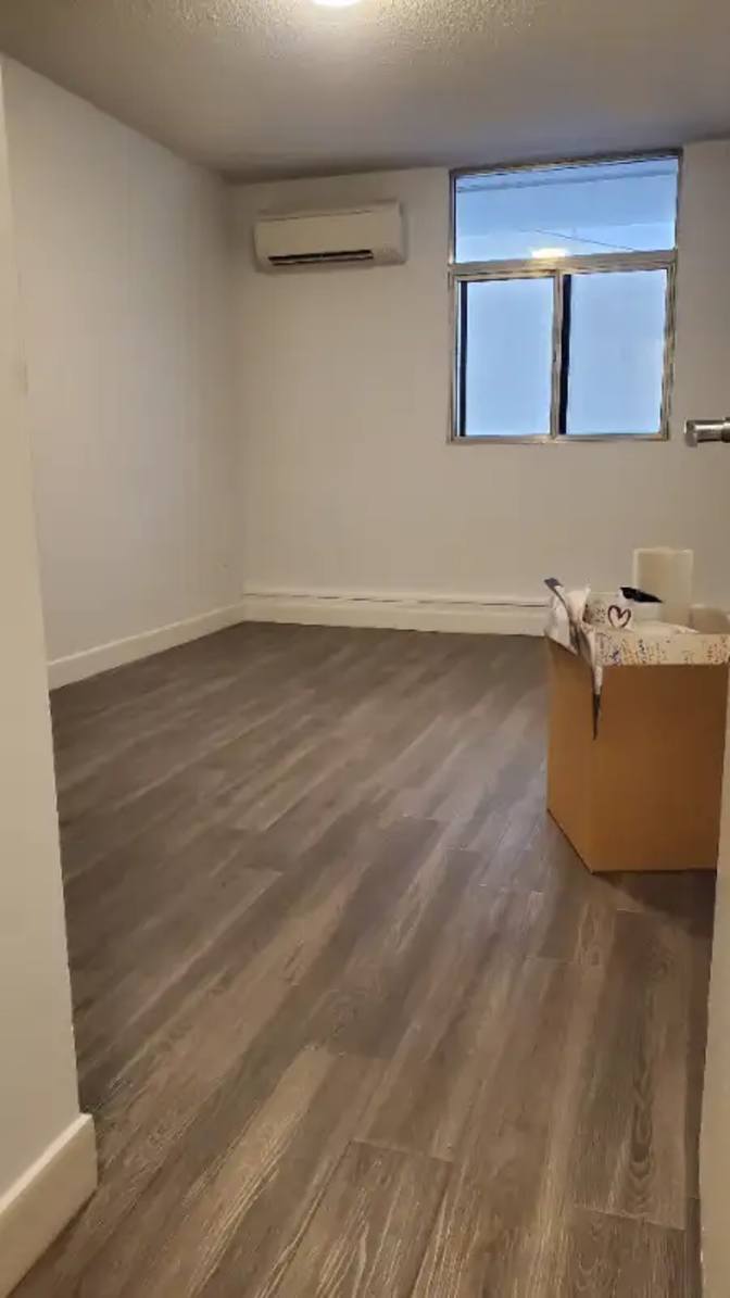 Angelica Rockford's room