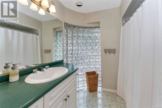 Anissa Moussi's room