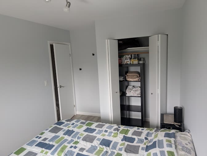 Randy English's room