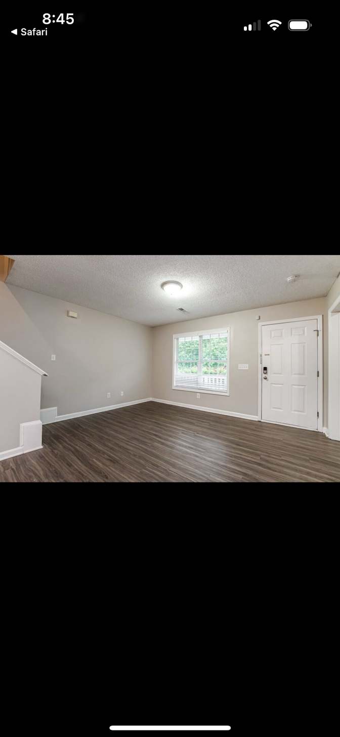 Photo of Dominique's room