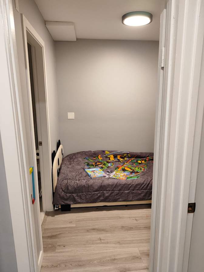 Photo of Elthon's room