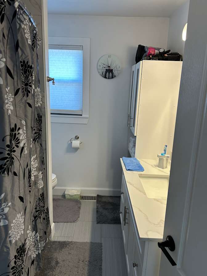 Tanya Scarlett's room