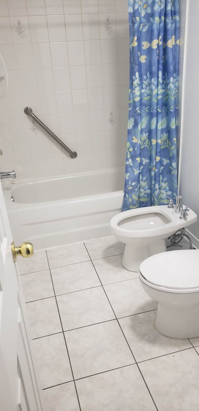 Photo of Noam's room