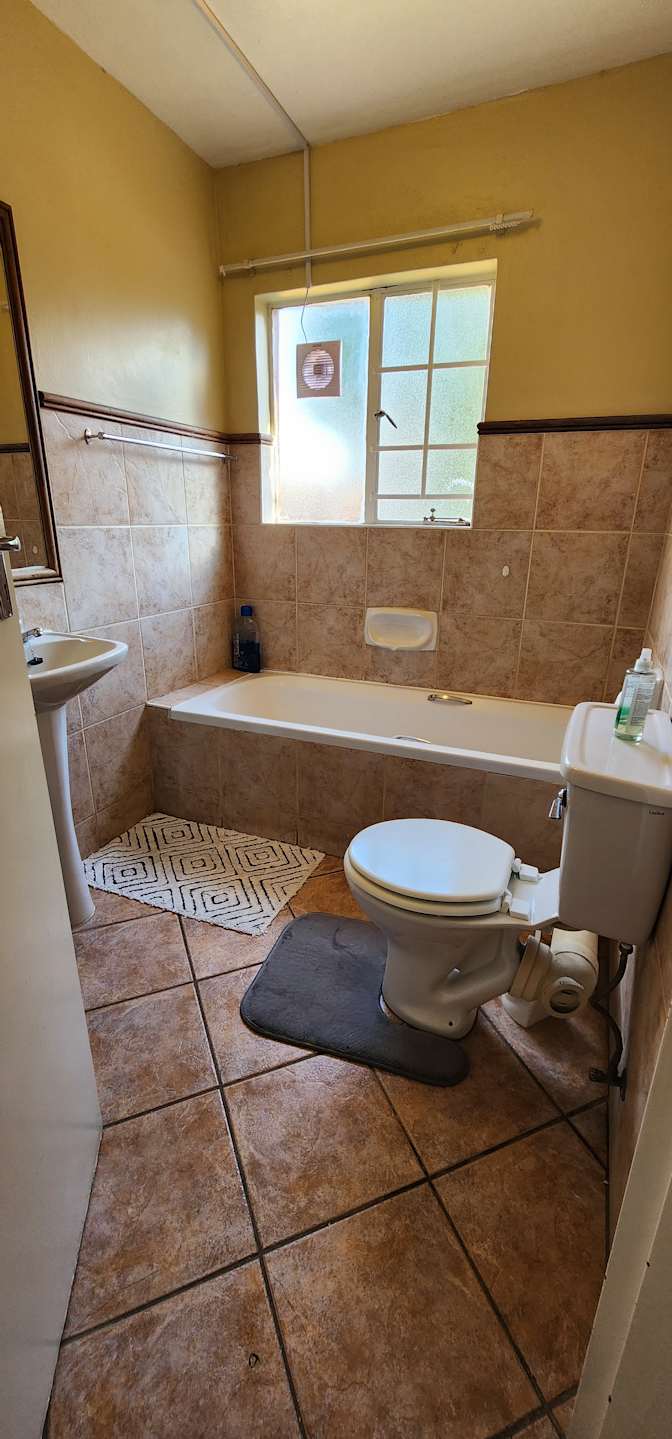 Photo of Majozi's room